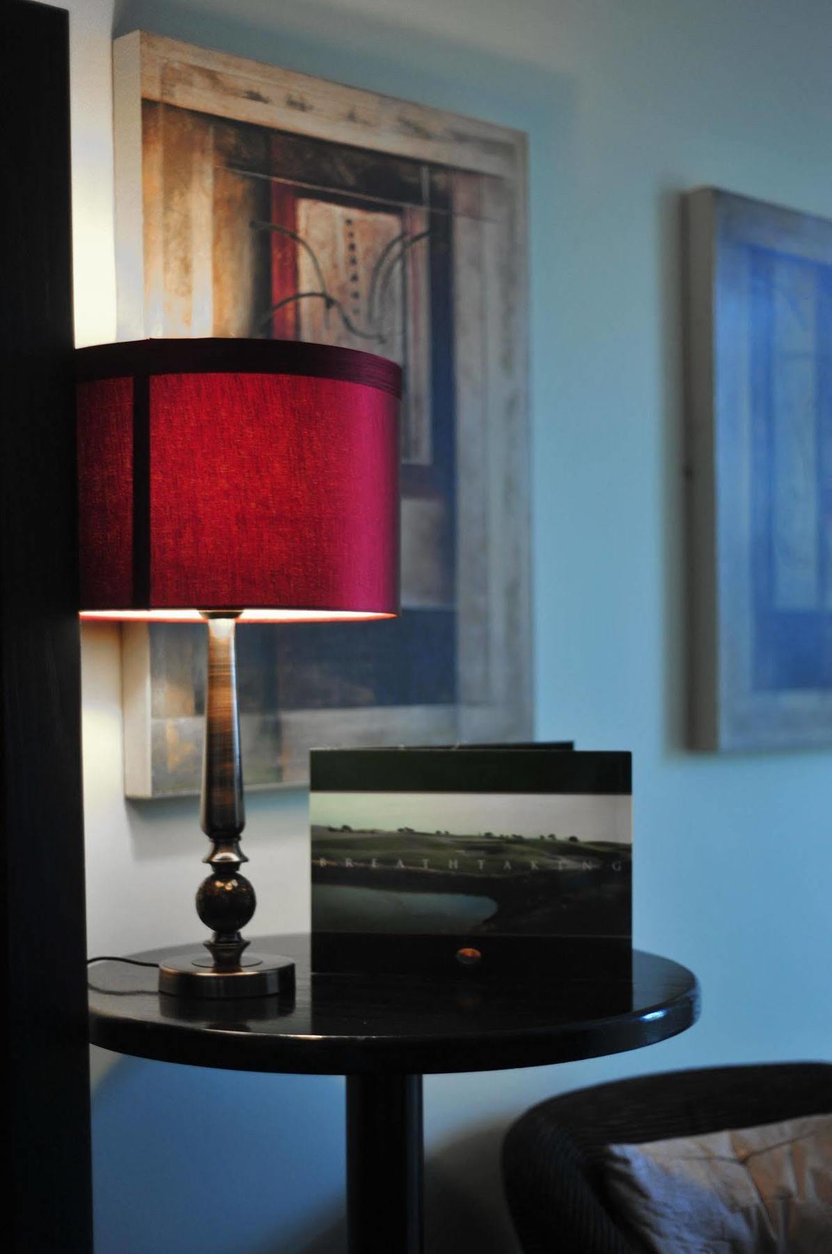 The Coach House Hotel โอแรนมอร์ ภายนอก รูปภาพ